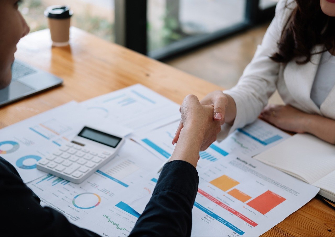 VX账号买卖：余生app详情下载教程沙漏