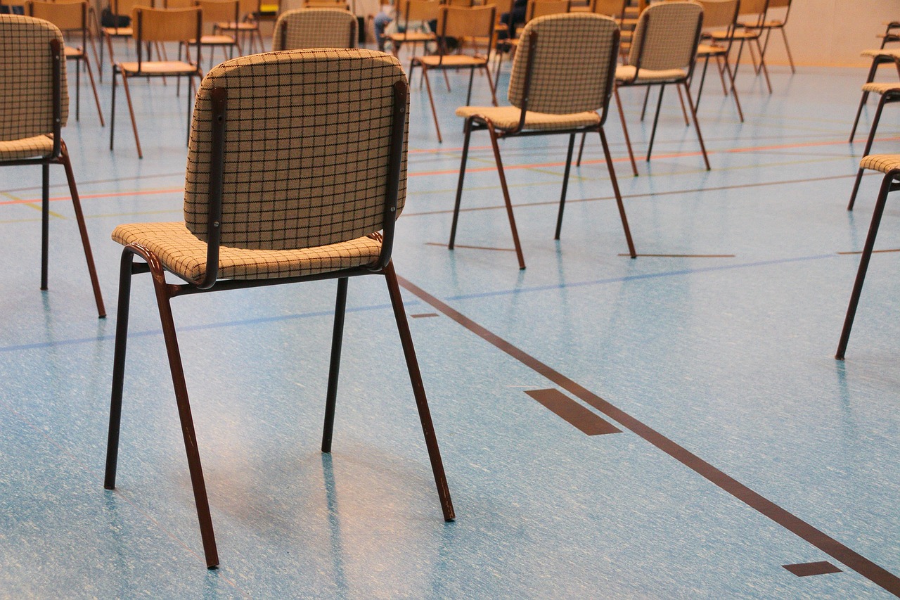 金烽3绝色牡丹怎样注册账号