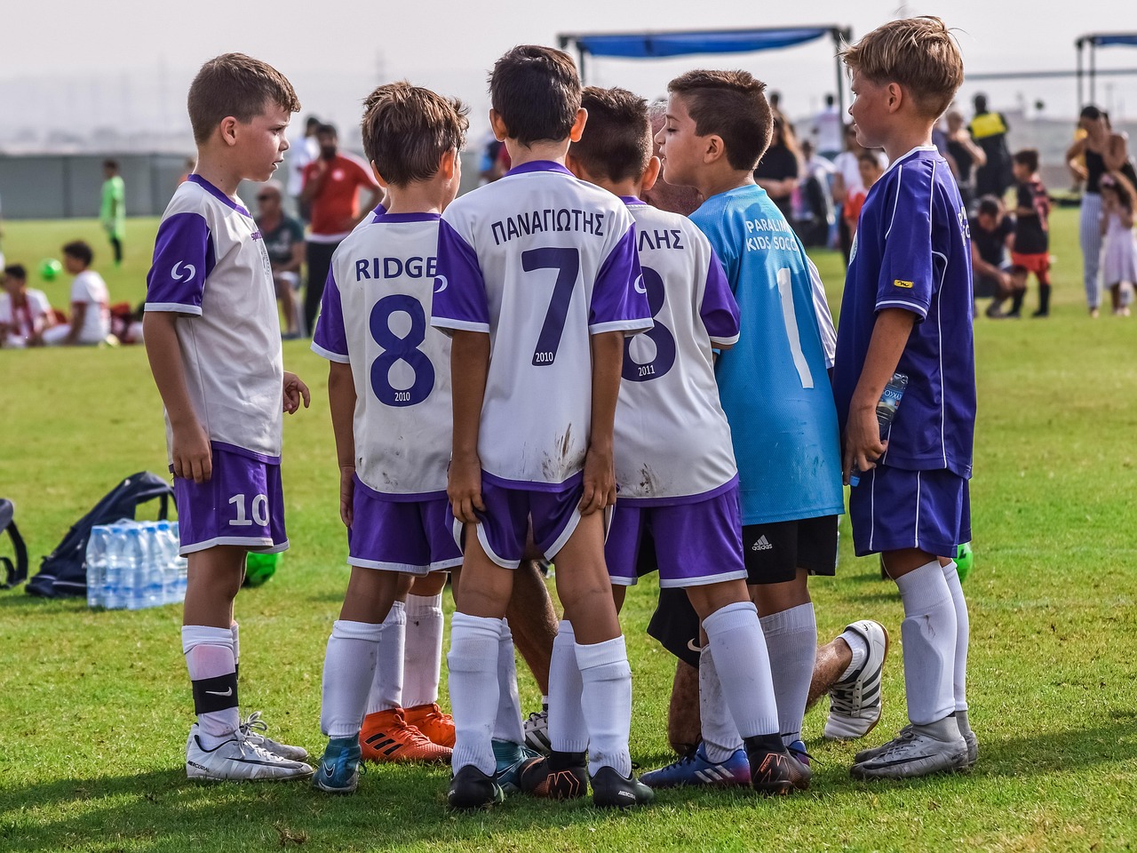 光辉旬邑代理注册公司